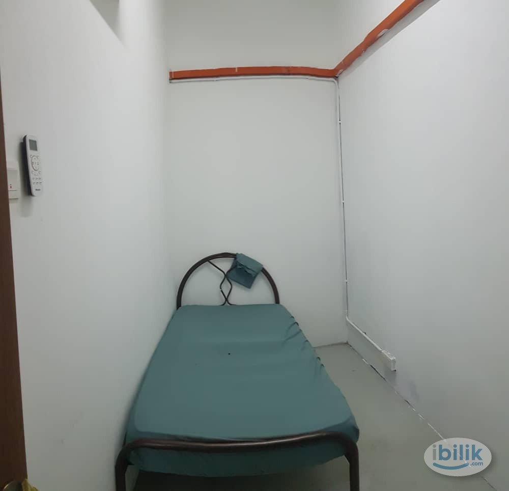 Image 3 of 9 Mins Drive to IOI Mall Damansara🛒🛍️ Private Bathroom🚿 Free 5G WiFi🌐 - Room rental in 