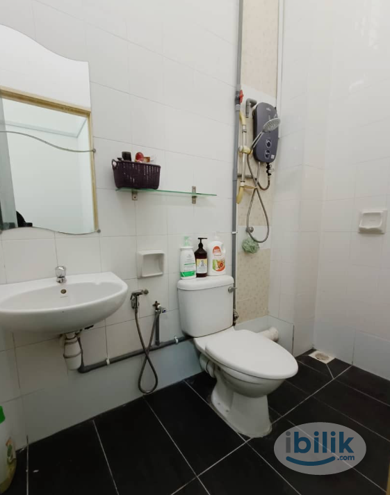 Image 4 of 9 Mins Drive to IOI Mall Damansara🛒🛍️ Private Bathroom🚿 Free 5G WiFi🌐 - Room rental in 