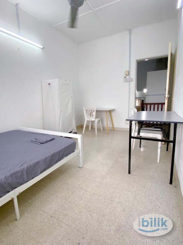 Image 2 of 🏠 Fully Furnished Middle Room Landed in SS2 Petaling Jaya🏠near Damansara/Sea Park🏖️✨ - Room rental in 