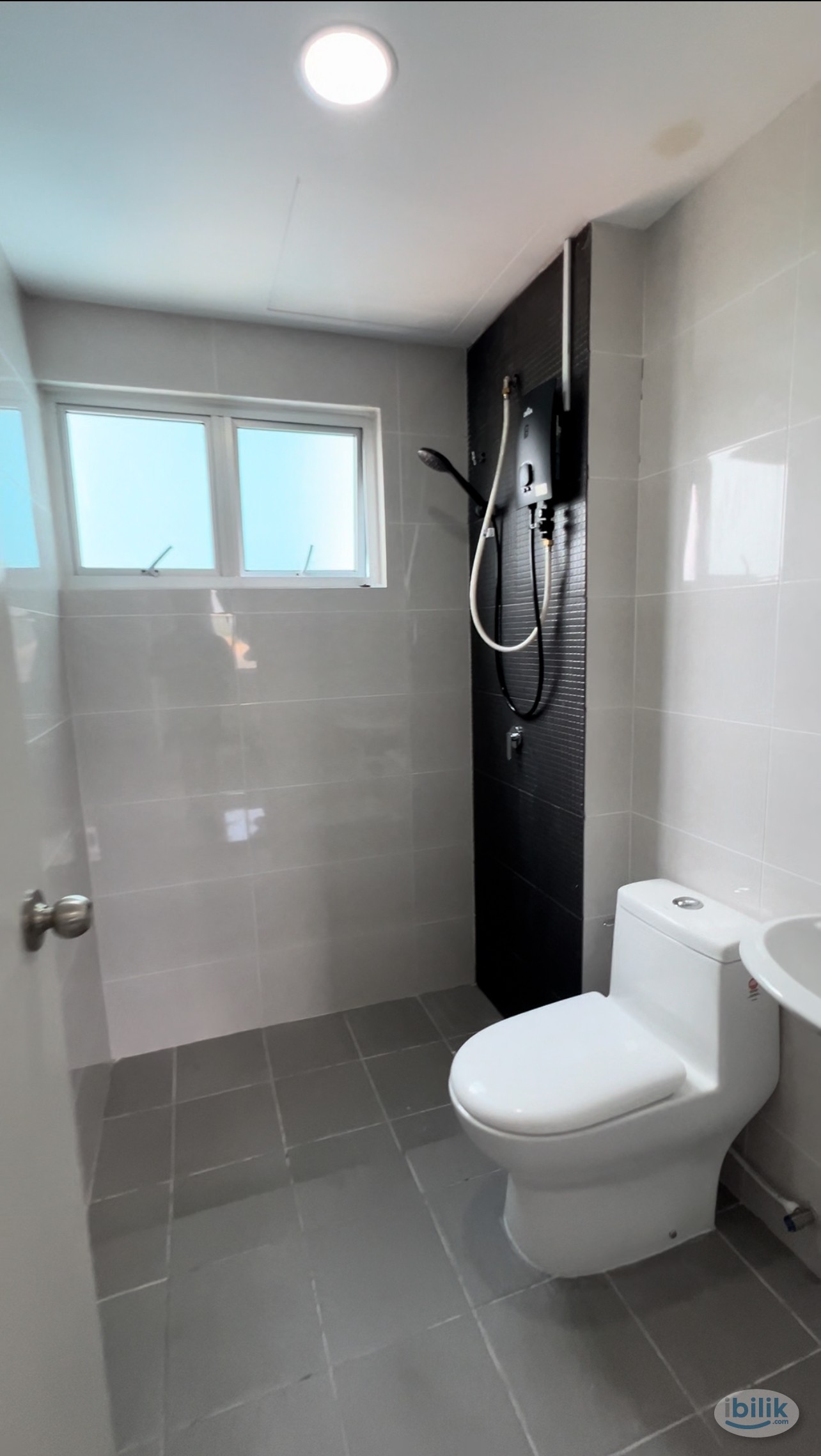 Image 5 of Middle Room at Acacia Residences, Sepang - Room rental in 