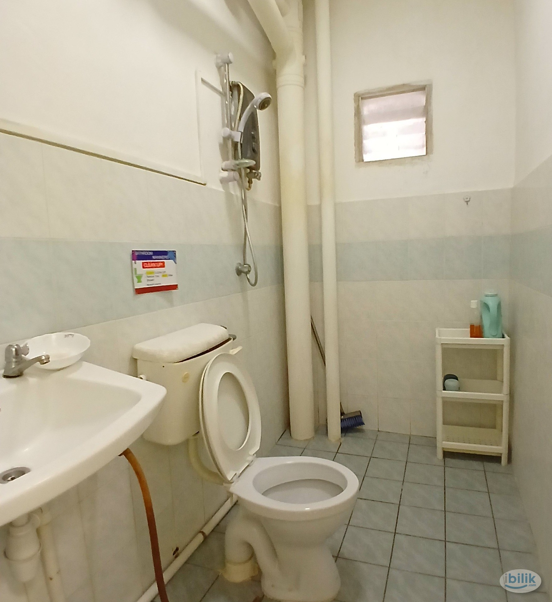 Image 5 of Affordable Medium Room - Room rental in 