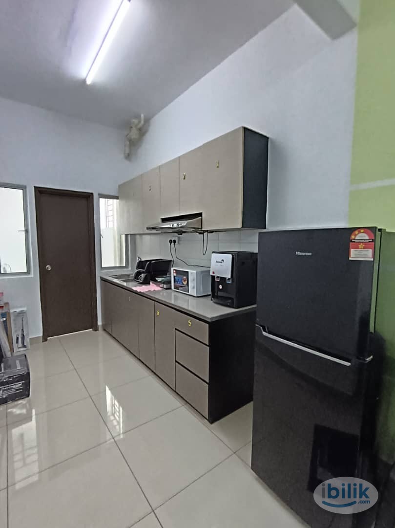Image 4 of Male Room at SuriaMas Suites @ Larkin JB Town - Room rental in 