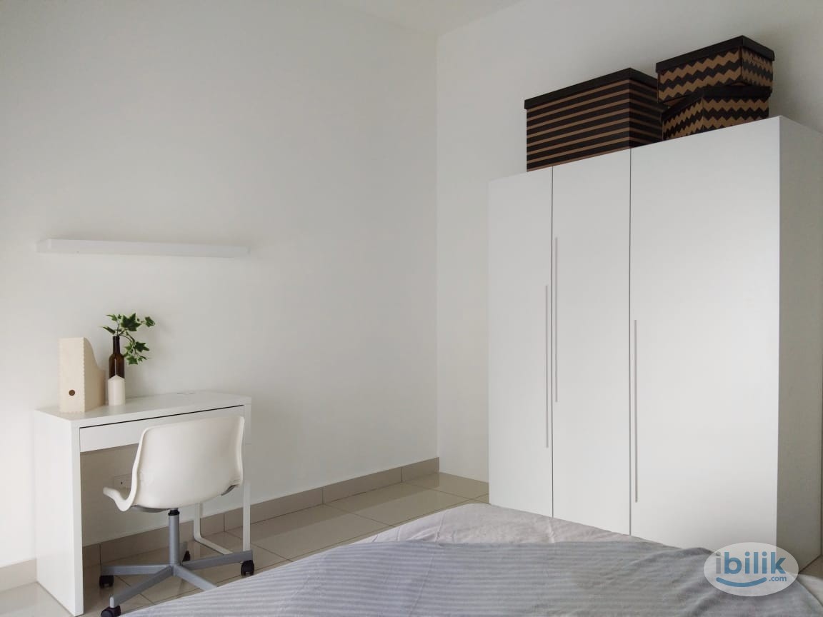 Image 1 of Middle Room at Landmark II, Bandar Sungai Long - Room rental in 