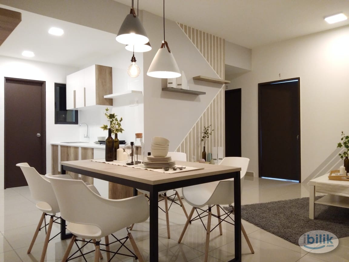 Image 1 of Middle Room at Landmark II, Bandar Sungai Long - Room rental in 