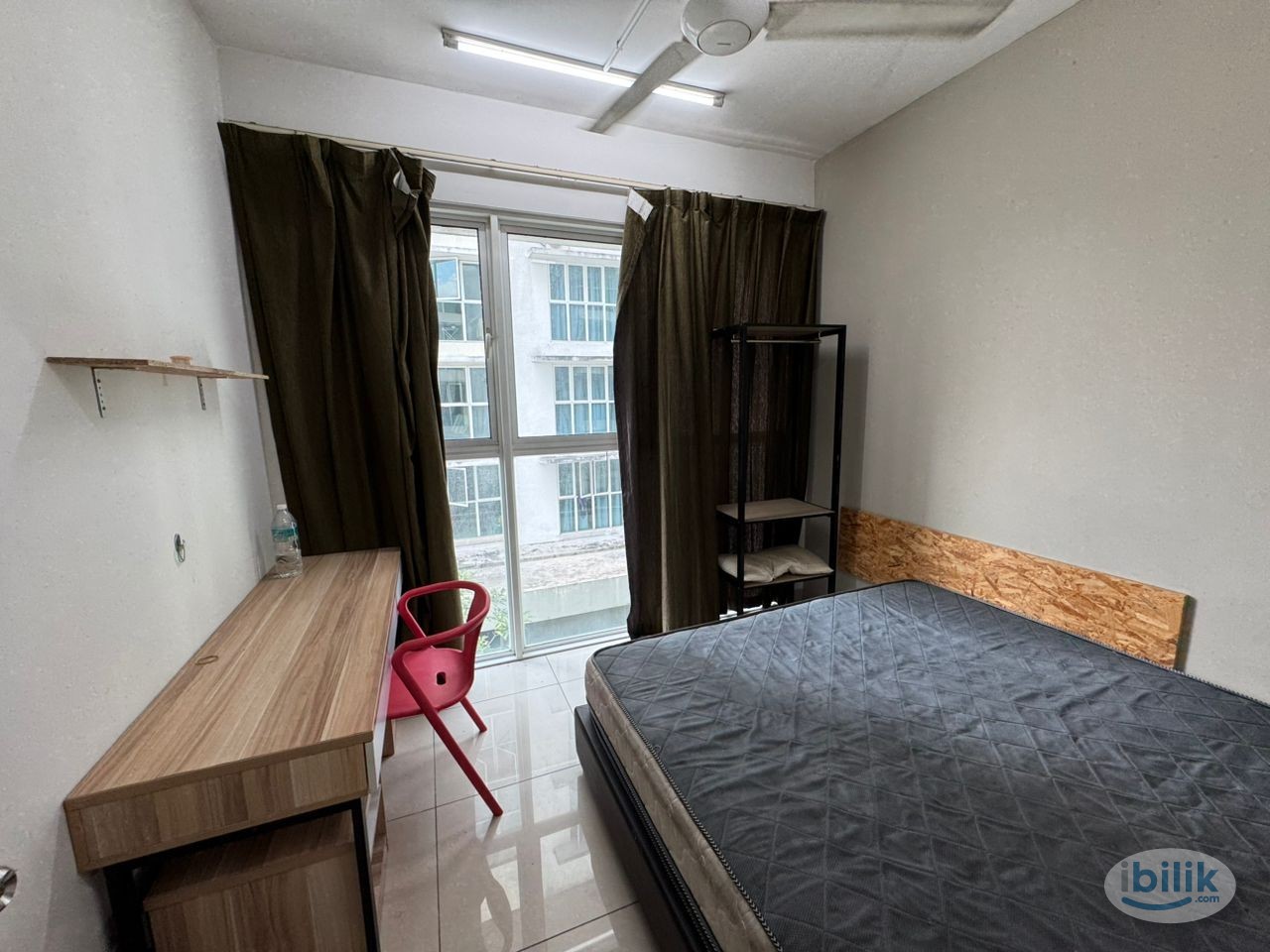 Image 3 of Middle Room  QUEENSIZE FANS ONLY at Pacific Place, Ara Damansara.. - Room rental in 