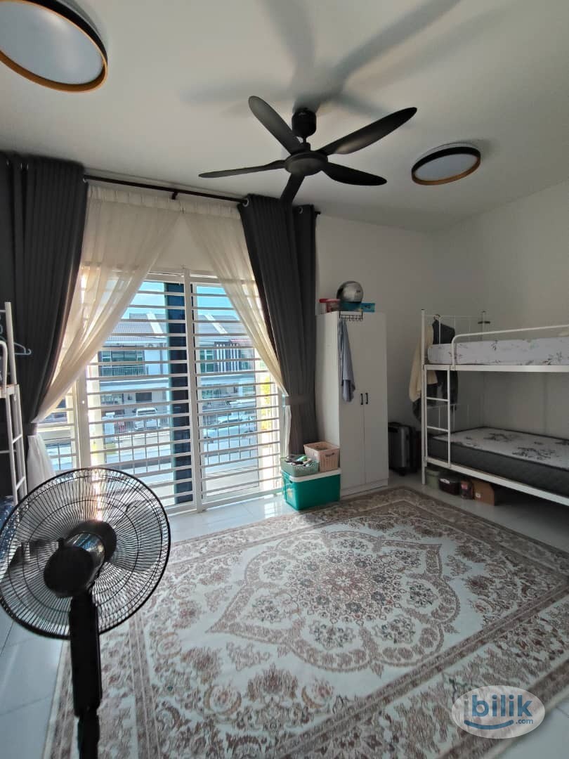 Image 1 of BILIK MASTER SHARING UNTUK DISEWA (PEREMPUAN MUSLIM SH`JA) - Room rental in 