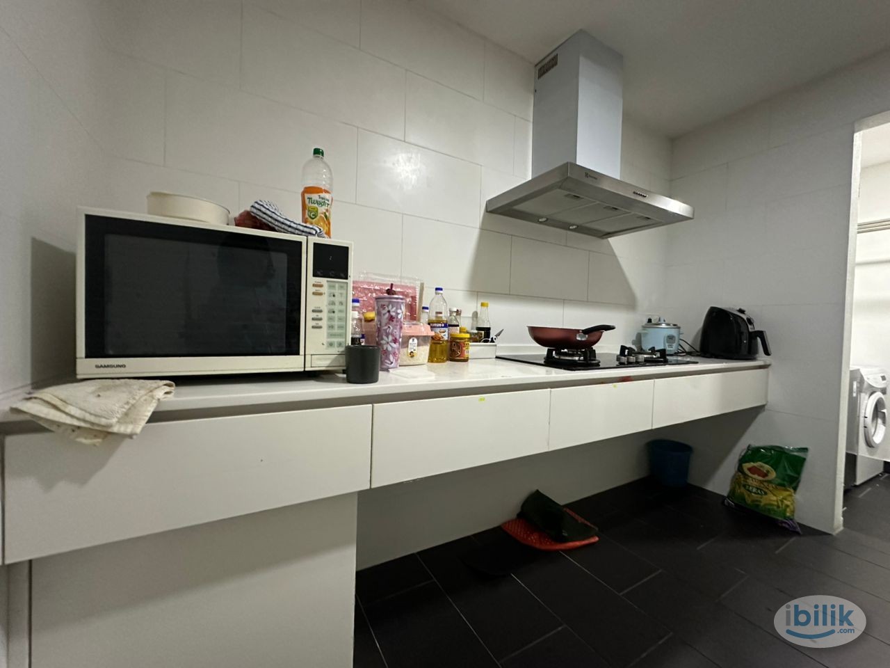 Image 4 of Master Room at SQWhere, Sungai Buloh - Room rental in 