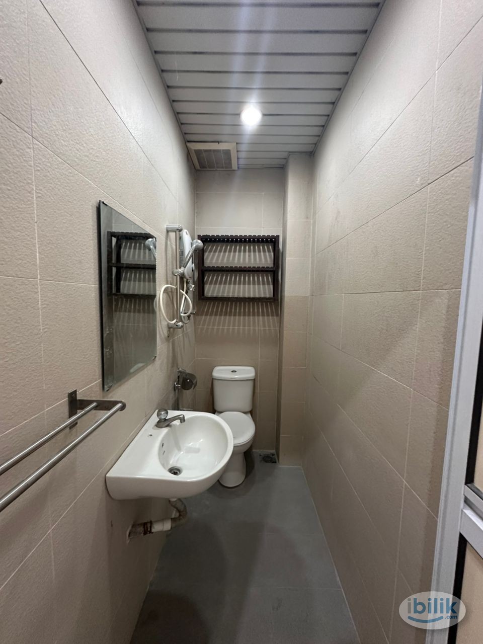 Image 2 of NEAR LRT KELANA JAYA 4 MIN DRIVE ONLY🚗🌟FEMALE UNIT ONLY😍‼️NEW UNIT FOR FEMALE ONLY🛜FREE WIFI,FULLY FURNISHED COMPLETE😍 - Room rental in 
