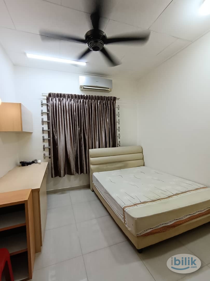 Image 1 of Master Room at Taman Pelangi, Johor Bahru - Room rental in 