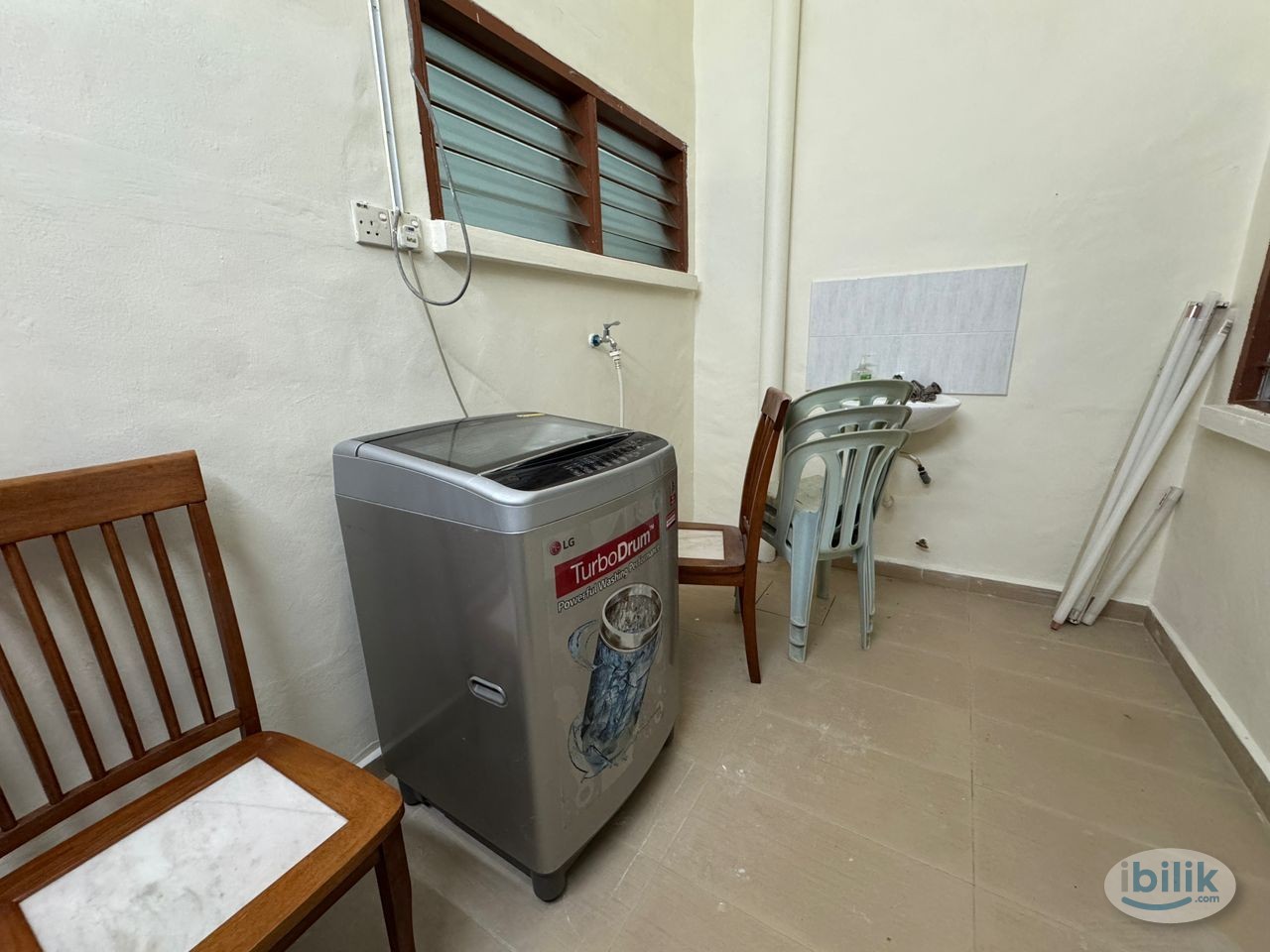 Image 3 of Medium Room at Taman Pelangi, Johor Bahru - Room rental in 