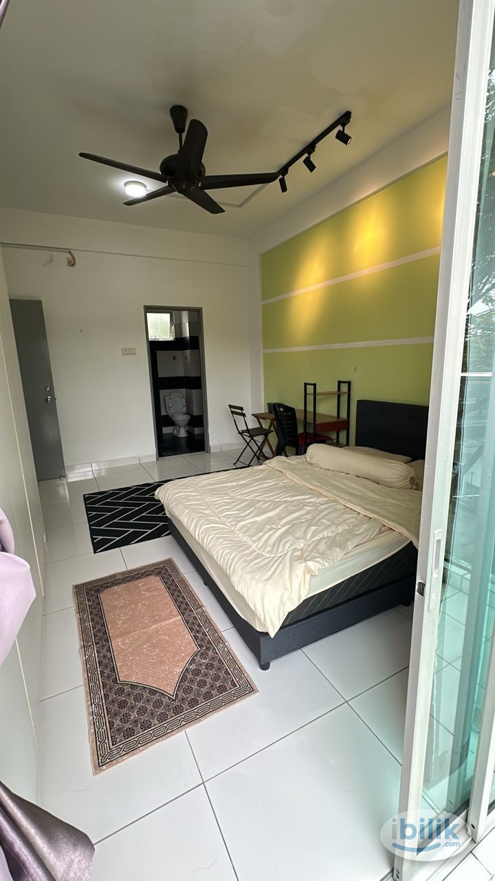 Image 3 of Male Room at The Twin Residences @ Taman Kobena Tampoi JB - Room rental in 