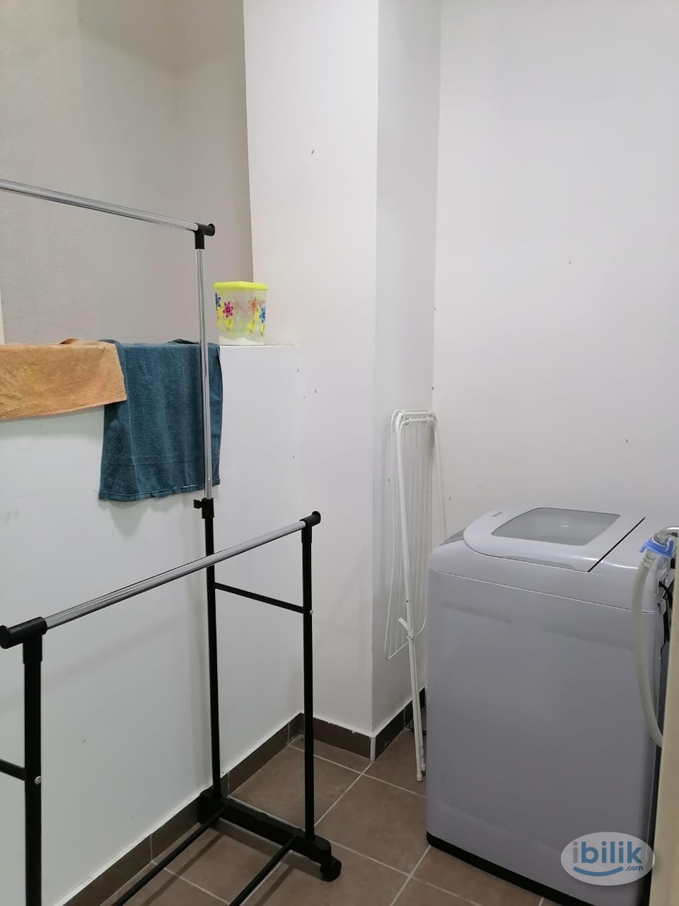 Image 4 of Female Room at Sky Breeze Apartment @ Bukit Indah - Room rental in 