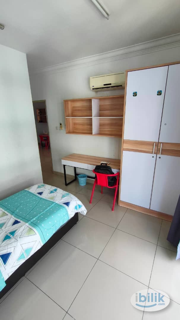Image 1 of Master Room at Pacific Place, Ara Damansara - Room rental in 