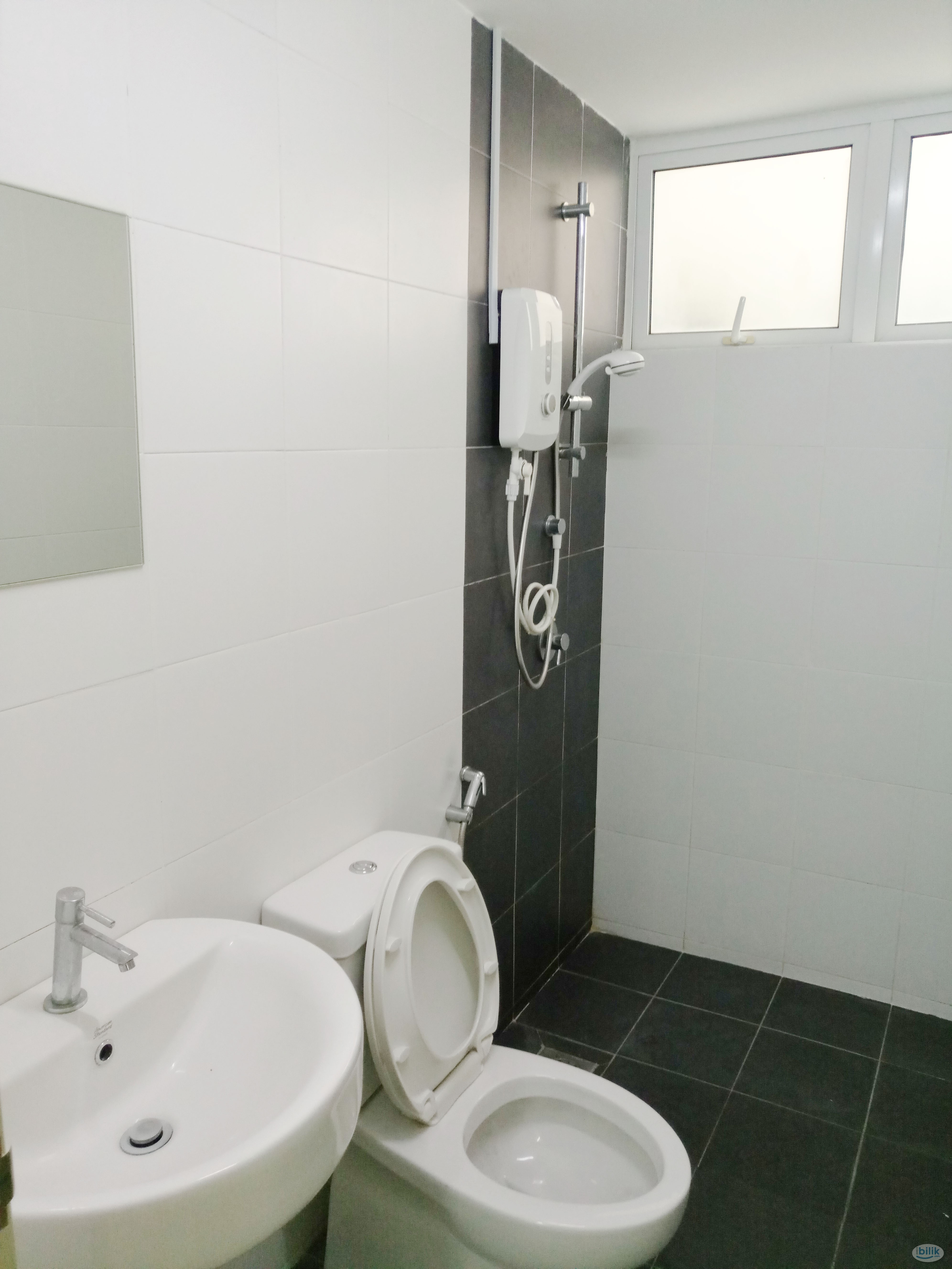 Image 3 of Single Room at Pacific Place, Ara Damansara - Room rental in 