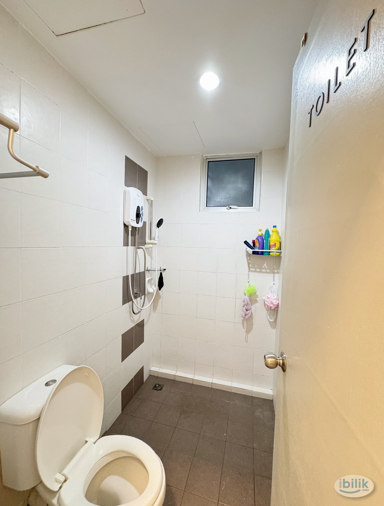 Image 5 of Bayan Lepas Sungai Ara Relau BALCONY ROOM FOR RENT at Golden Triangle 1 Condominium🌟 RM 900 - Room rental in 