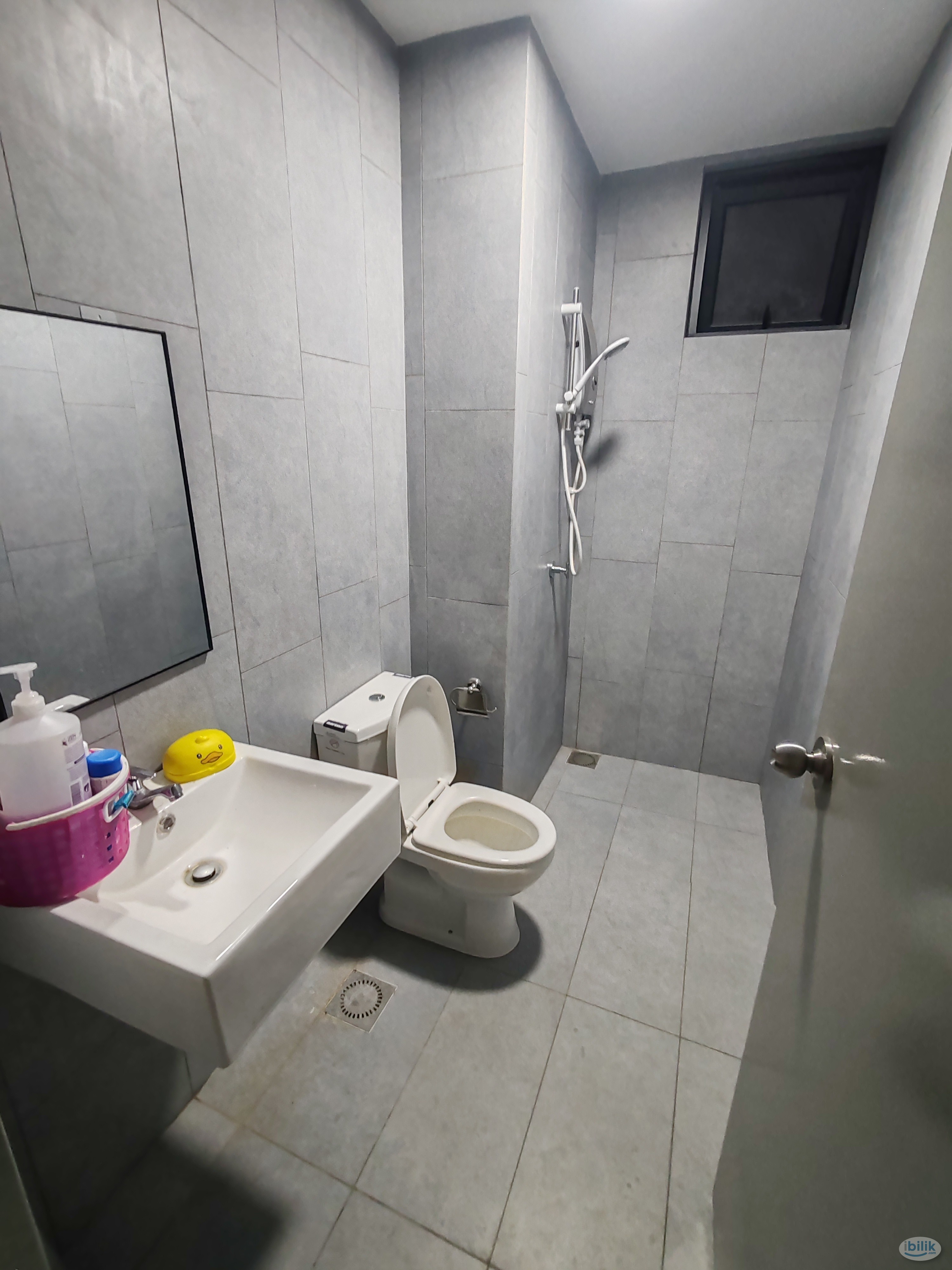 Image 2 of FEMALE ONLY Medium Room at M Vertica KL City Residences, Cheras - Room rental in 