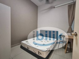 Room Rental in Malaysia - Medium Room Dato Onn Free Utilities Fees