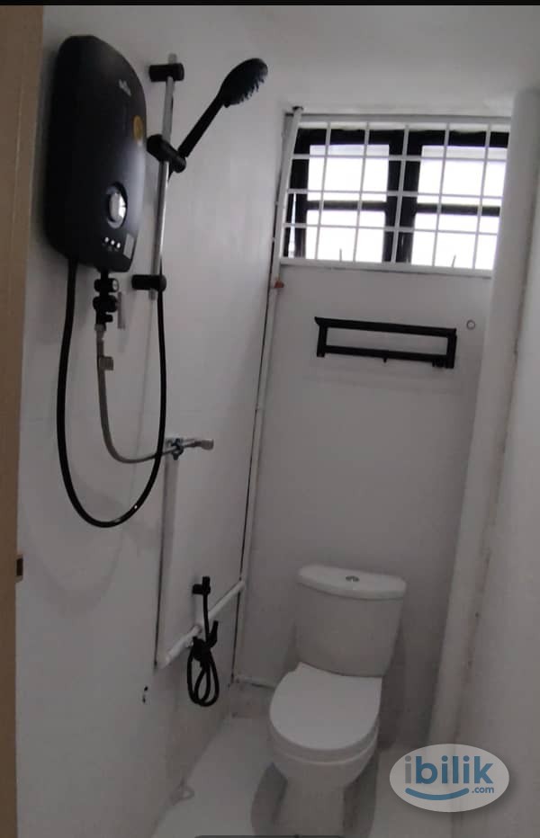 Image 3 of UTAR Sungai Long Single Room Cheras Bandar Sungai Long Female Unit Male Unit Student Hostel Share bathroom - Room rental in 