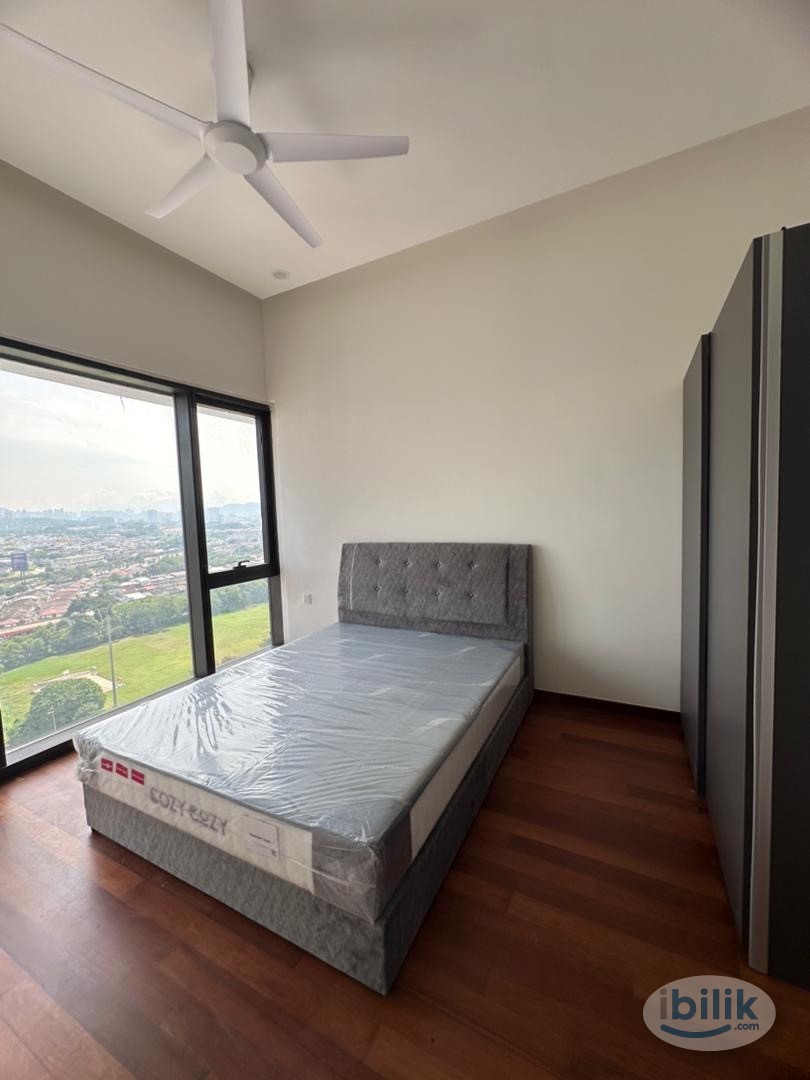 Image 1 of AlLL NEW!!! Middle Room with Living Area at The Paradigm, Kelana Jaya - Room rental in 