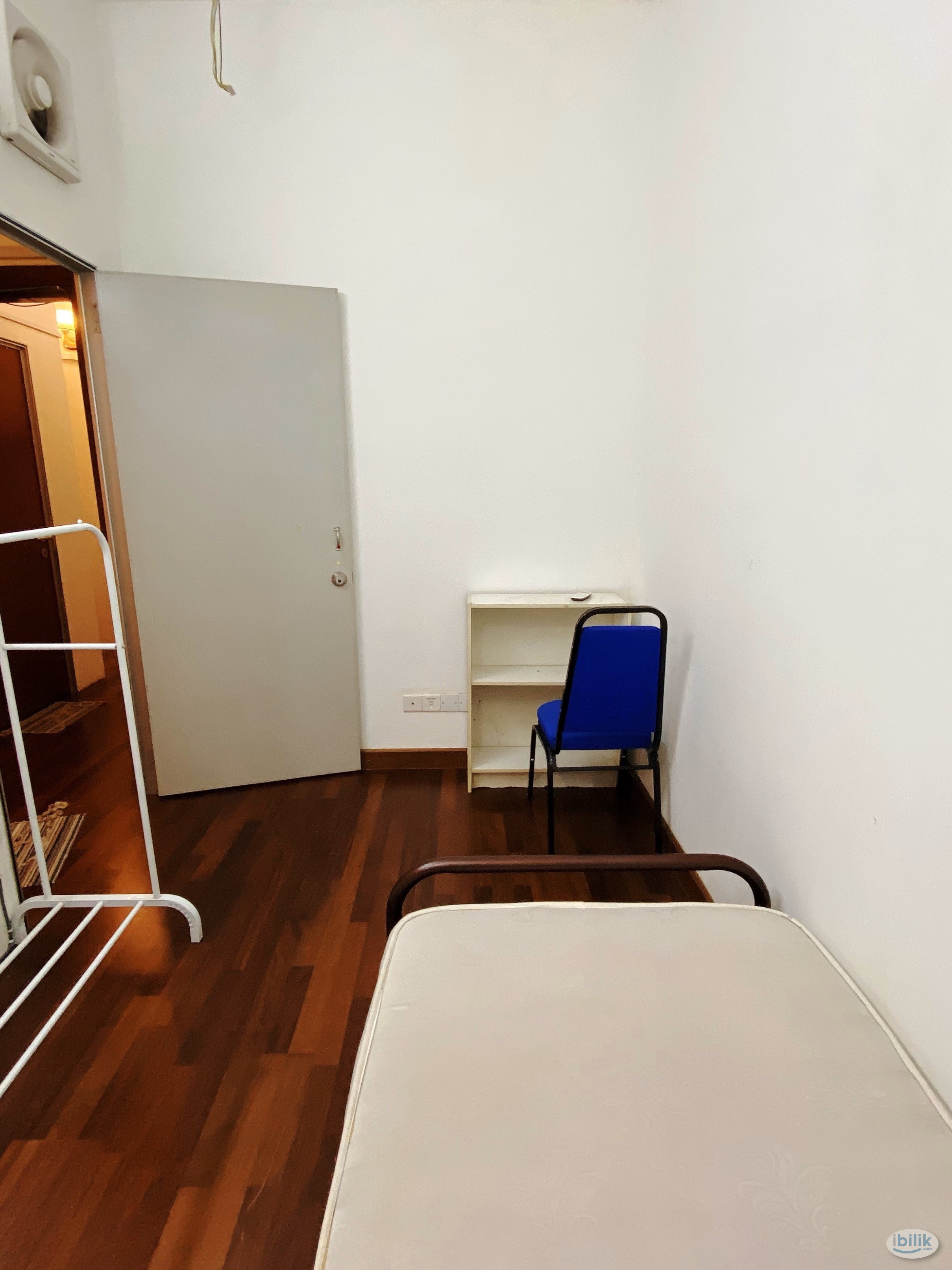 Image 3 of HOT PROMO 🔥 Single Room for Rent at Kota Kemuning near Main Place mall 🚘 - Room rental in 