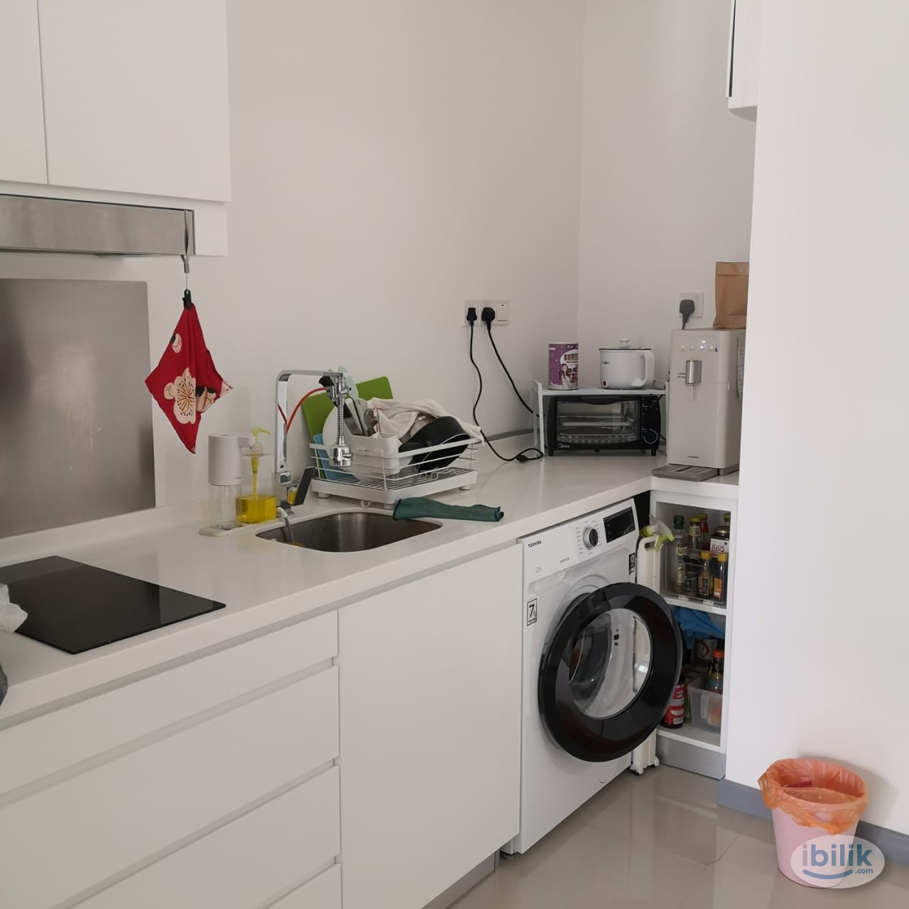 Image 3 of Master Room at SouthLink Lifestyle Apartments, Bangsar South, Bangsar - Room rental in 