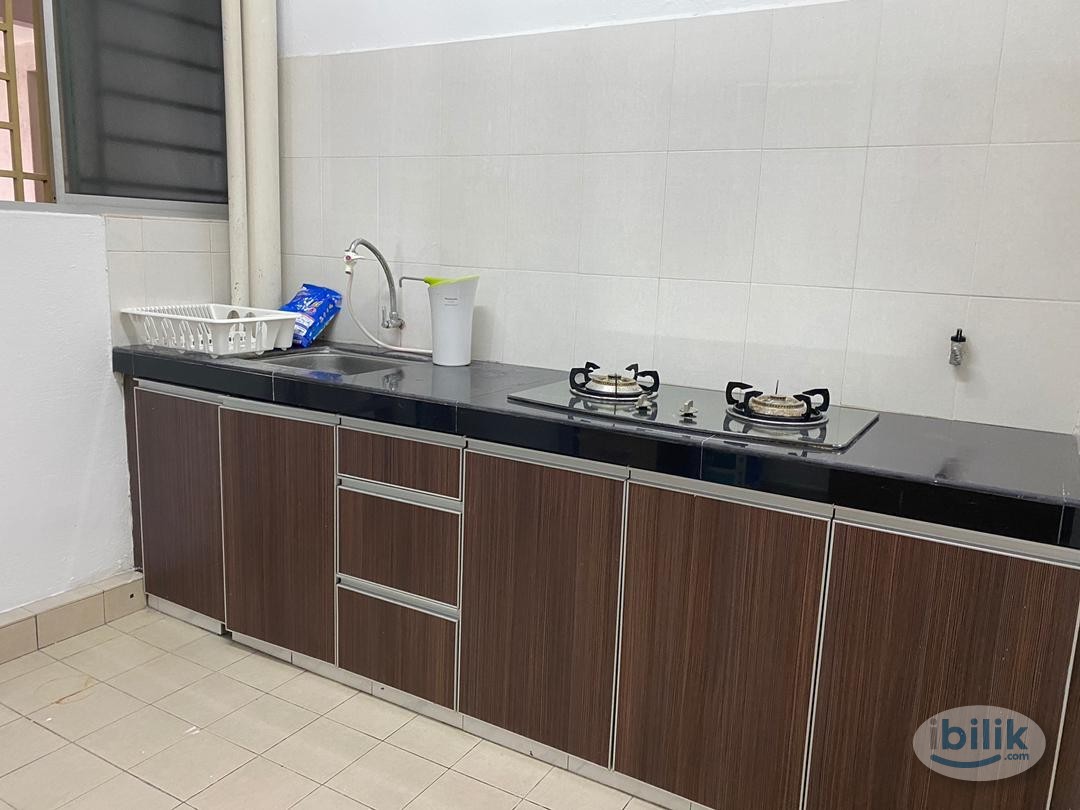 Image 2 of Fully Furnished, Cozy with AC, WiFi Single Room at Kinrara Mas, Bukit Jalil - Room rental in 
