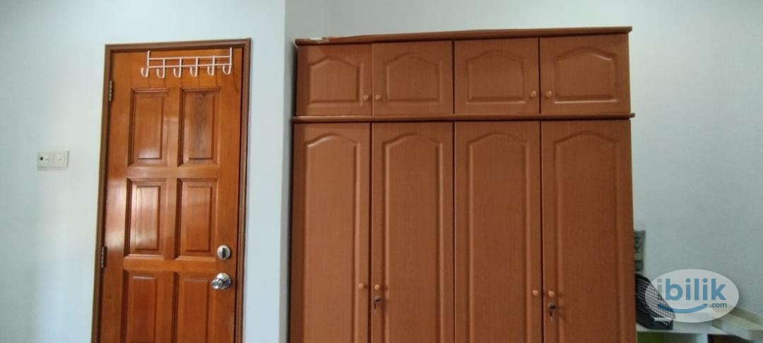 Image 1 of Batu Berendam Taman Ara Permai Furnished Room - Room rental in 
