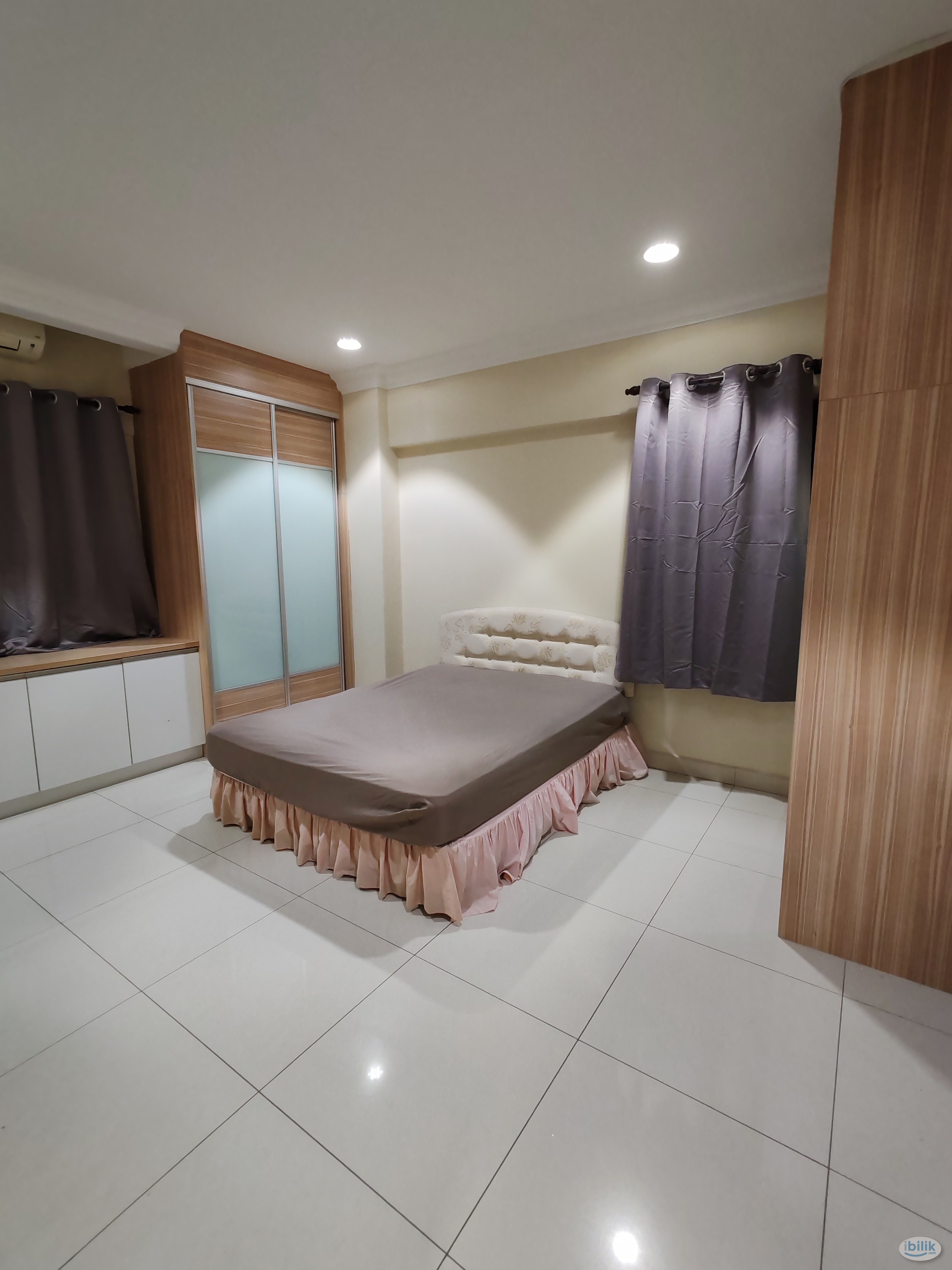 Image 1 of Master Room at Bandar Sungai Long, Kajang - Room rental in 