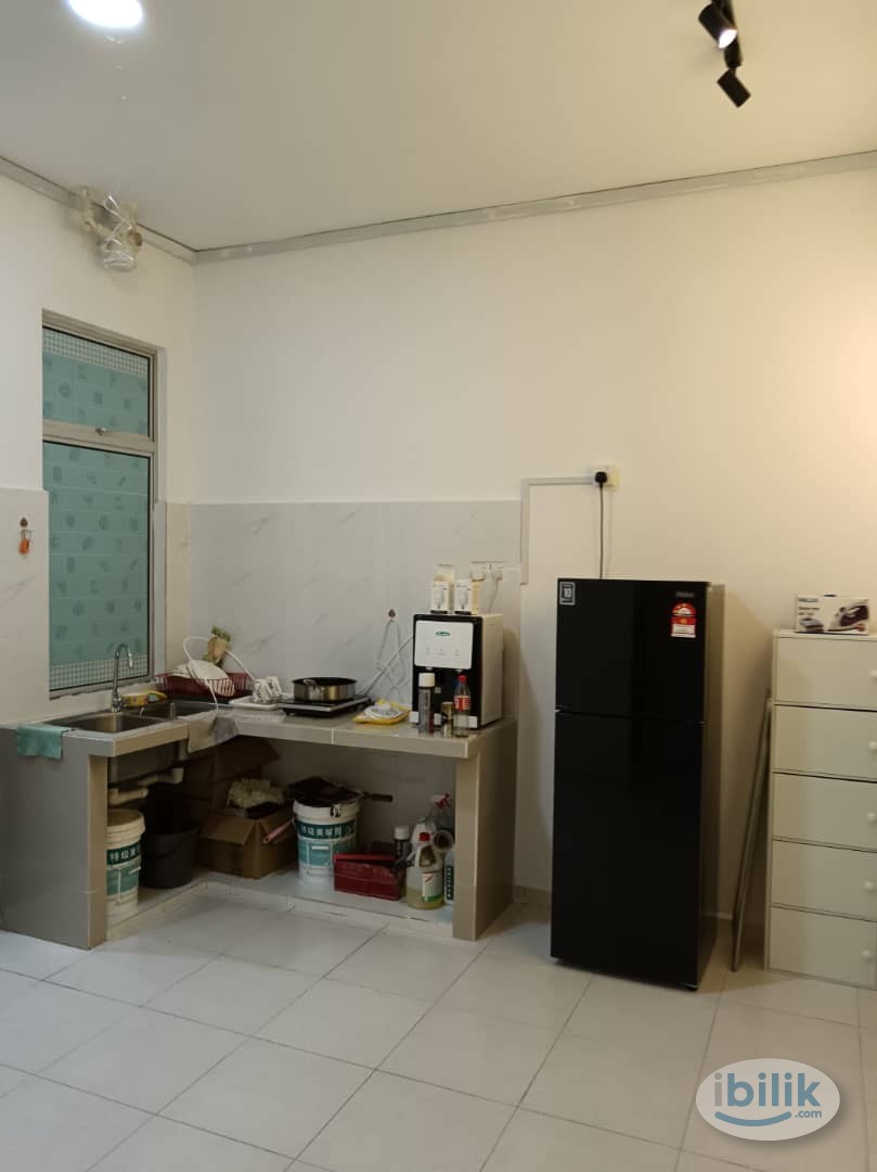 Image 3 of Room for rent at SuriaMas Suites, Johor Bahru - Room rental in 