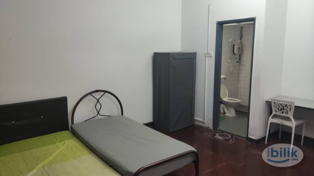 Image 2 of Master Room at Taman Seputeh, KL City Centre - Room rental in 