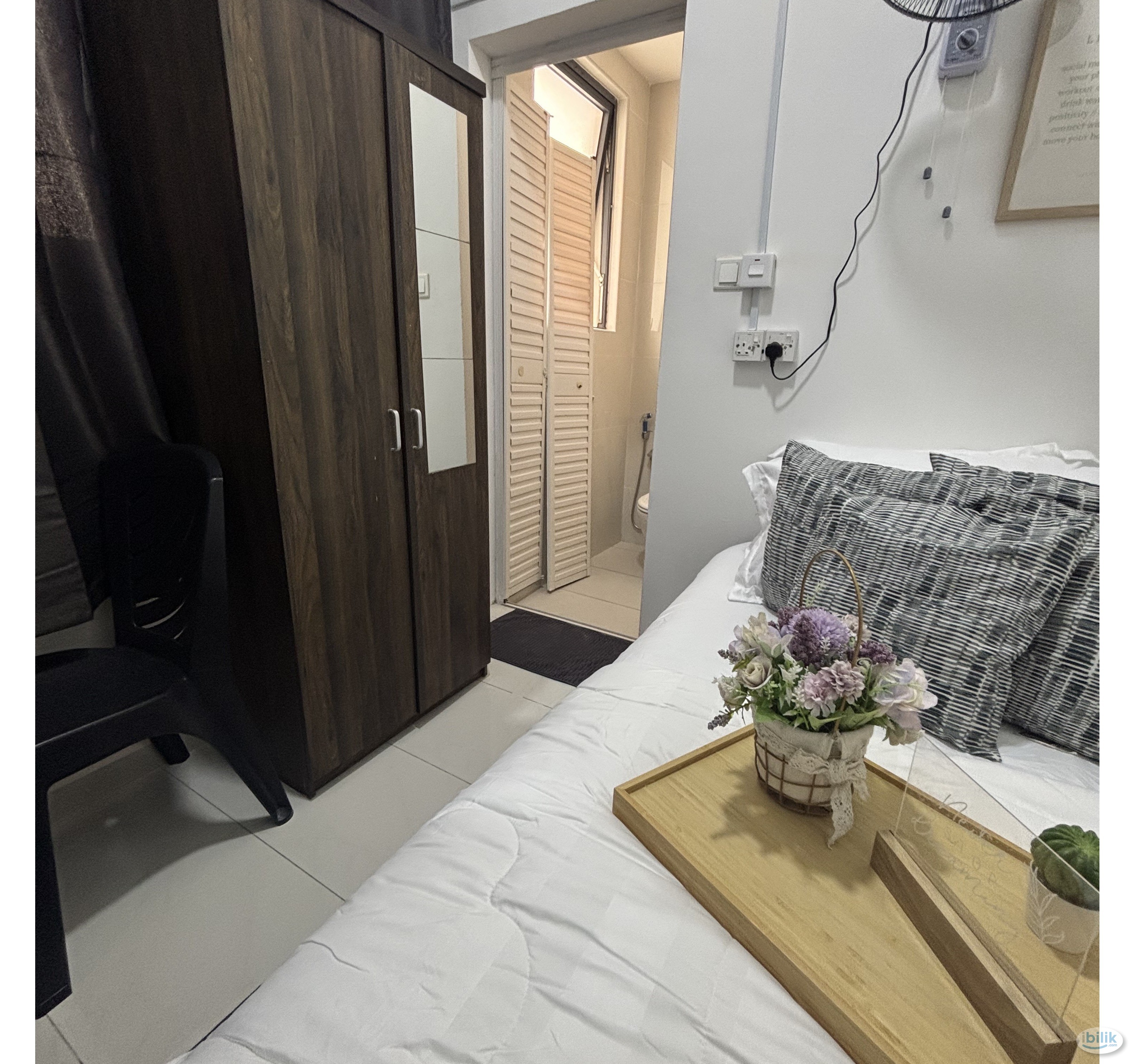 Image 3 of Private Single Room with Private Bathroom - Room rental in 