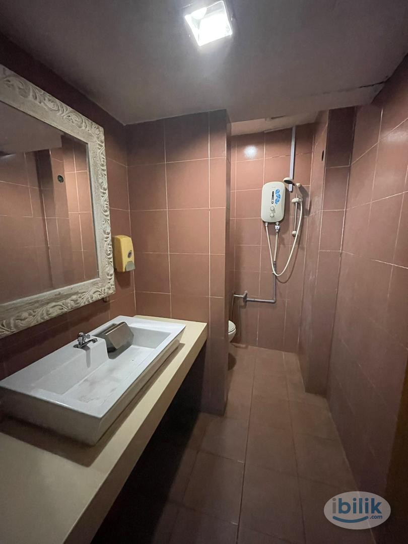 Image 4 of 🚶🏻‍♀️🚶🏻‍♀️ 5Mins Walk to Kelana Jaya LRT🚶🏻‍♀️🚶🏻‍♀️at SS25 Taman Mayang, Kelana Jaya - Room rental in 
