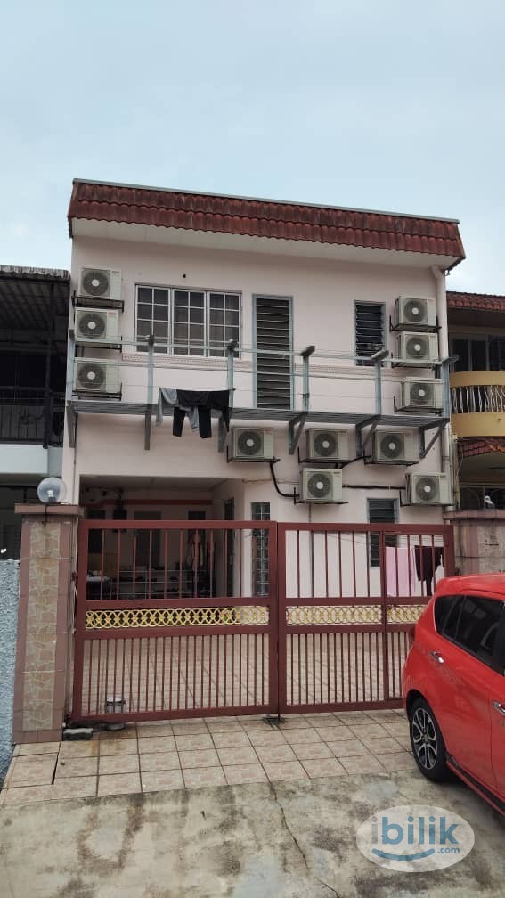 Image 3 of Female unit, Jalan Pendita Tmn Connaught Cheras - Room rental in 