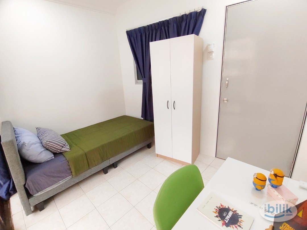 Image 3 of Single Room Single Bed Balcony Room with Window & A/C (Partition)at Palm Spring, Kota Damansara`` - Room rental in 