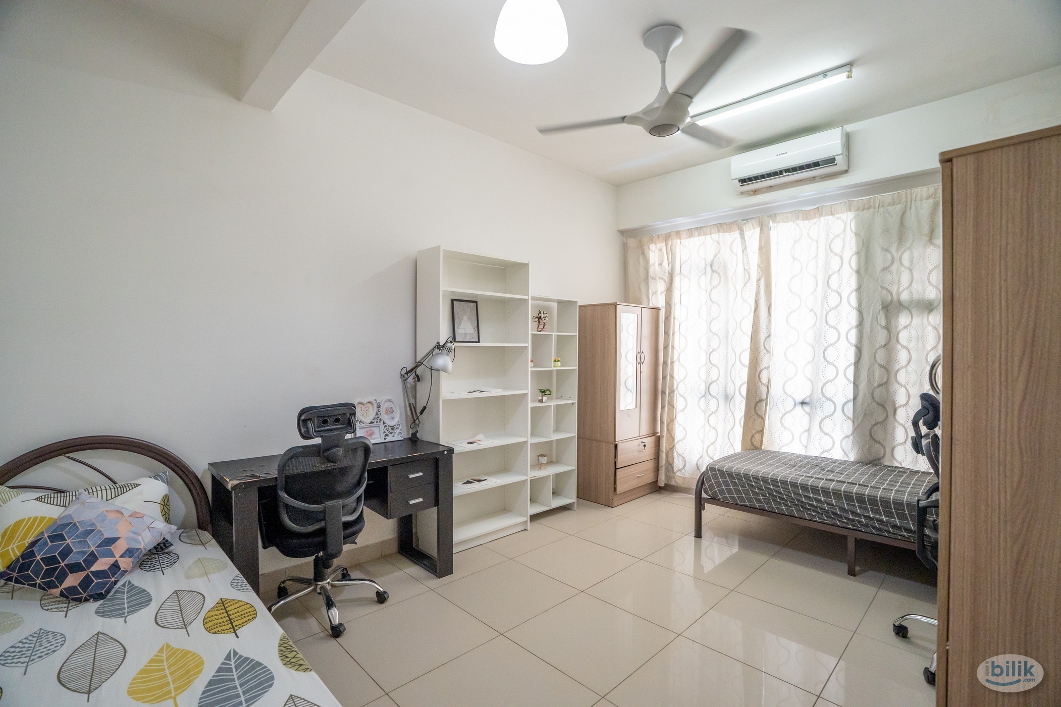 Image 1 of [Ready to Move in for 2 pax] Master Room with Bathroom at Paramount Utropolis @ Glenmarie, Shah Alam - Room rental in 