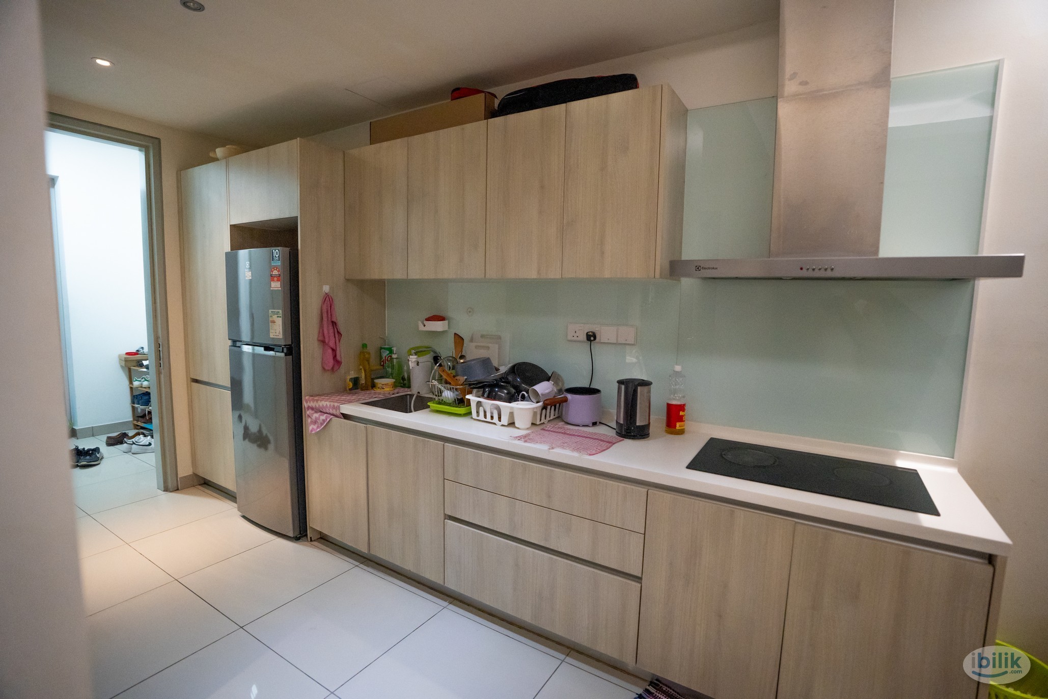 Image 5 of [Ready to Move in for 2 pax] Master Room with Bathroom at Paramount Utropolis @ Glenmarie, Shah Alam - Room rental in 