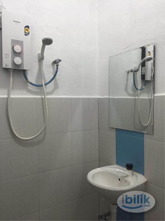 Image 3 of Single Room at Taman Serdang Raya, Seri Kembangan - Room rental in 