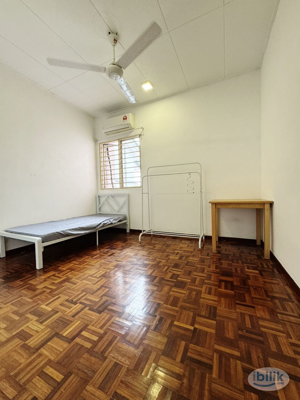 Image 1 of Zero Deposit😮‼️Near Setia City Mall,RHB Bank,Eco Shop,Lotus Setia Alam🚗📍Fully Furnished,Free Wifi🛜🌟 - Room rental in 