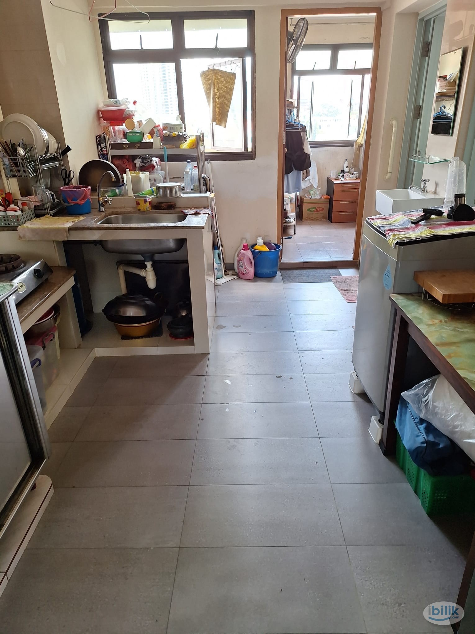 Image 3 of 2 or 3 female room - Room rental in 