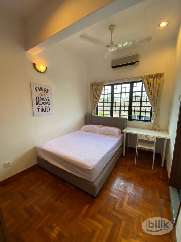 Image 1 of Middle Room in Bangsar Baru - Room rental in 