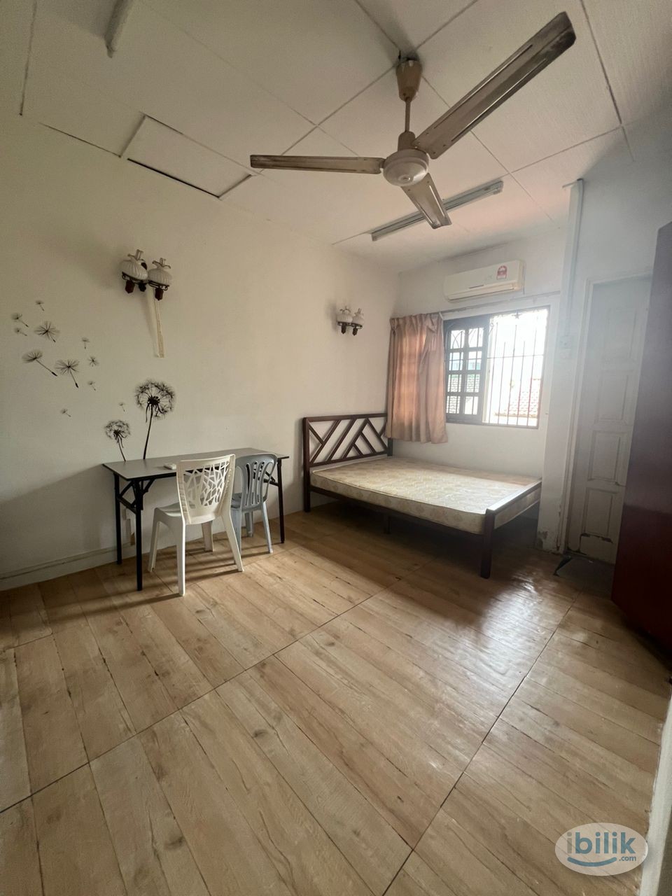 Image 1 of Zero Deposit Near Atria Mall Shopping 4 Min Walking😉🌟Provide Fully Furnished🛜Free Wifi😍 - Room rental in 