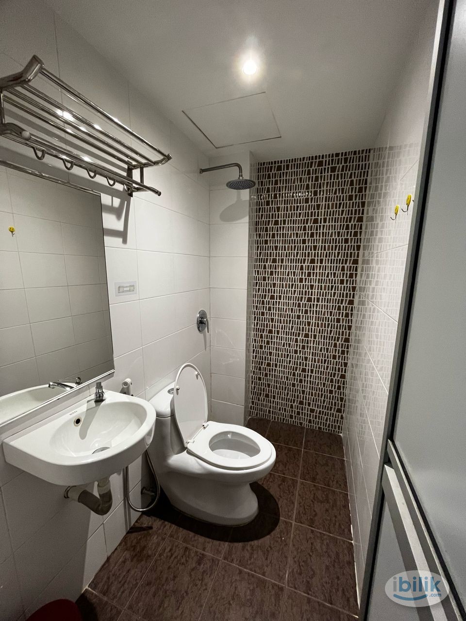 Image 2 of ZERO DEPOSIT PROMOTION ✨ | 3 MINS WALK TO ATRIA MALL 🛍️🍜 - Room rental in 