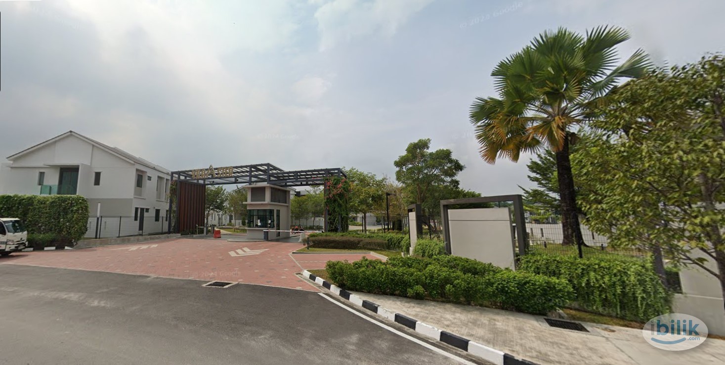 Image 1 of ✅Middle Room at Aster Villa, Simpang Ampat. Near ✅Bukit Tambun & ✅Bukit Minyak Industrial.. - Room rental in 