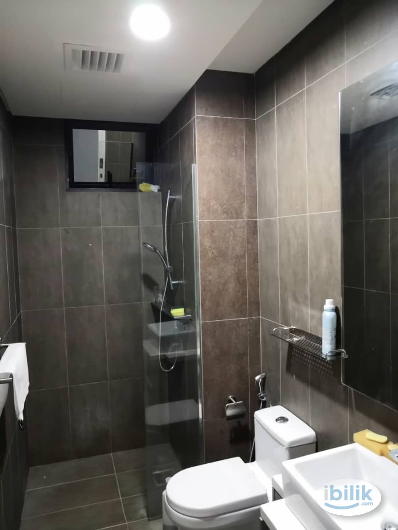 Image 3 of NON PARTITON, FREE WIFI+UTILITIES, Middle Room at The Rainz, Bukit Jalil - Room rental in 