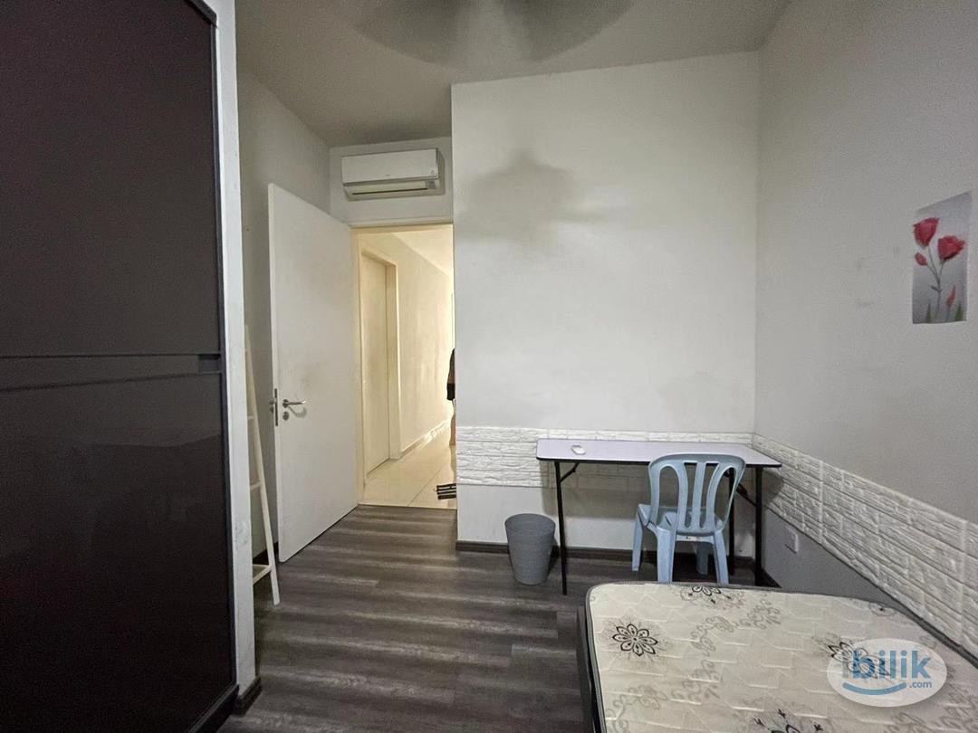 Image 2 of NON PARTITON, FREE WIFI+UTILITIES, Middle Room at The Rainz, Bukit Jalil - Room rental in 