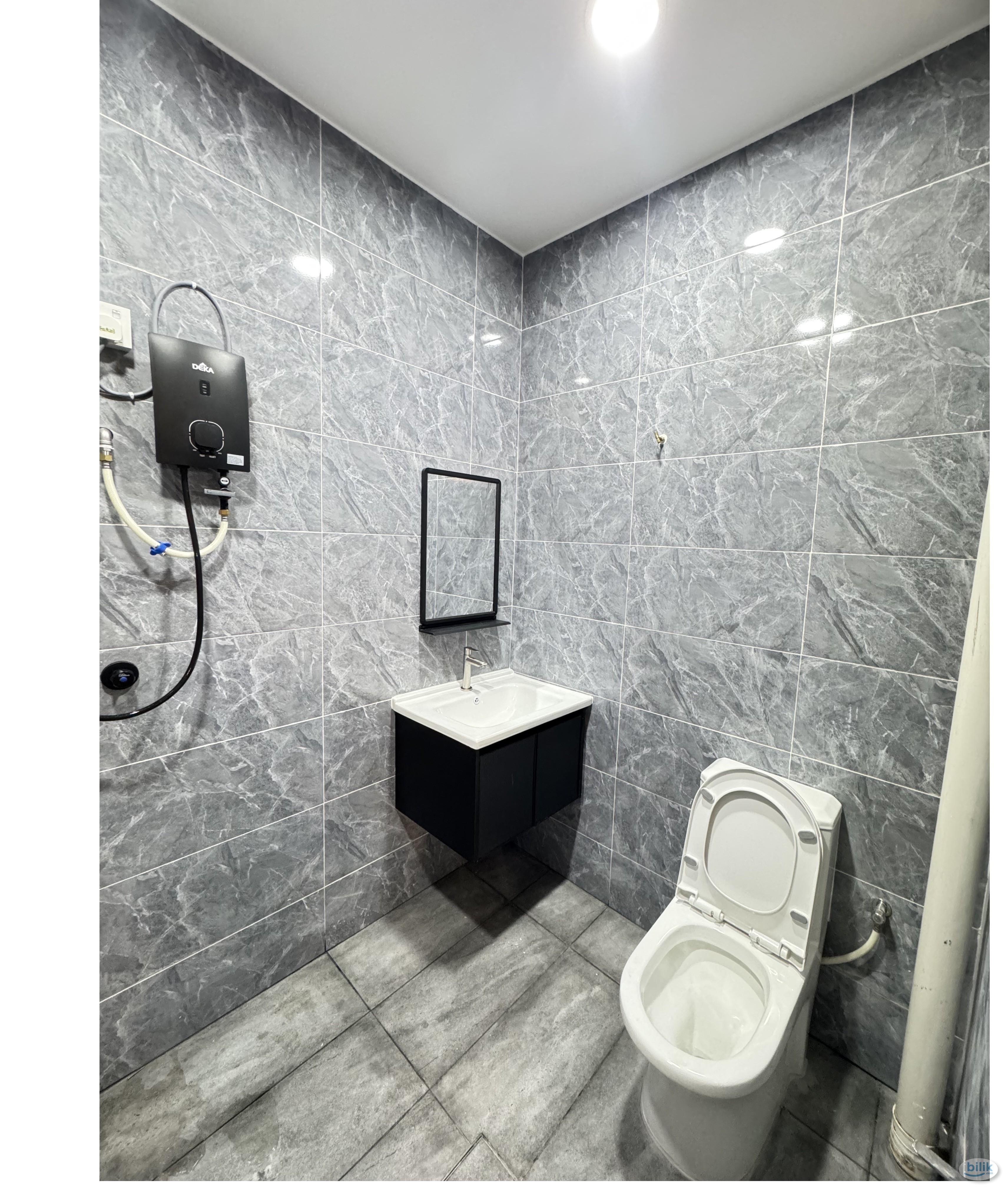 Image 4 of Middle Room at Majestic Maxim, Cheras - Room rental in 
