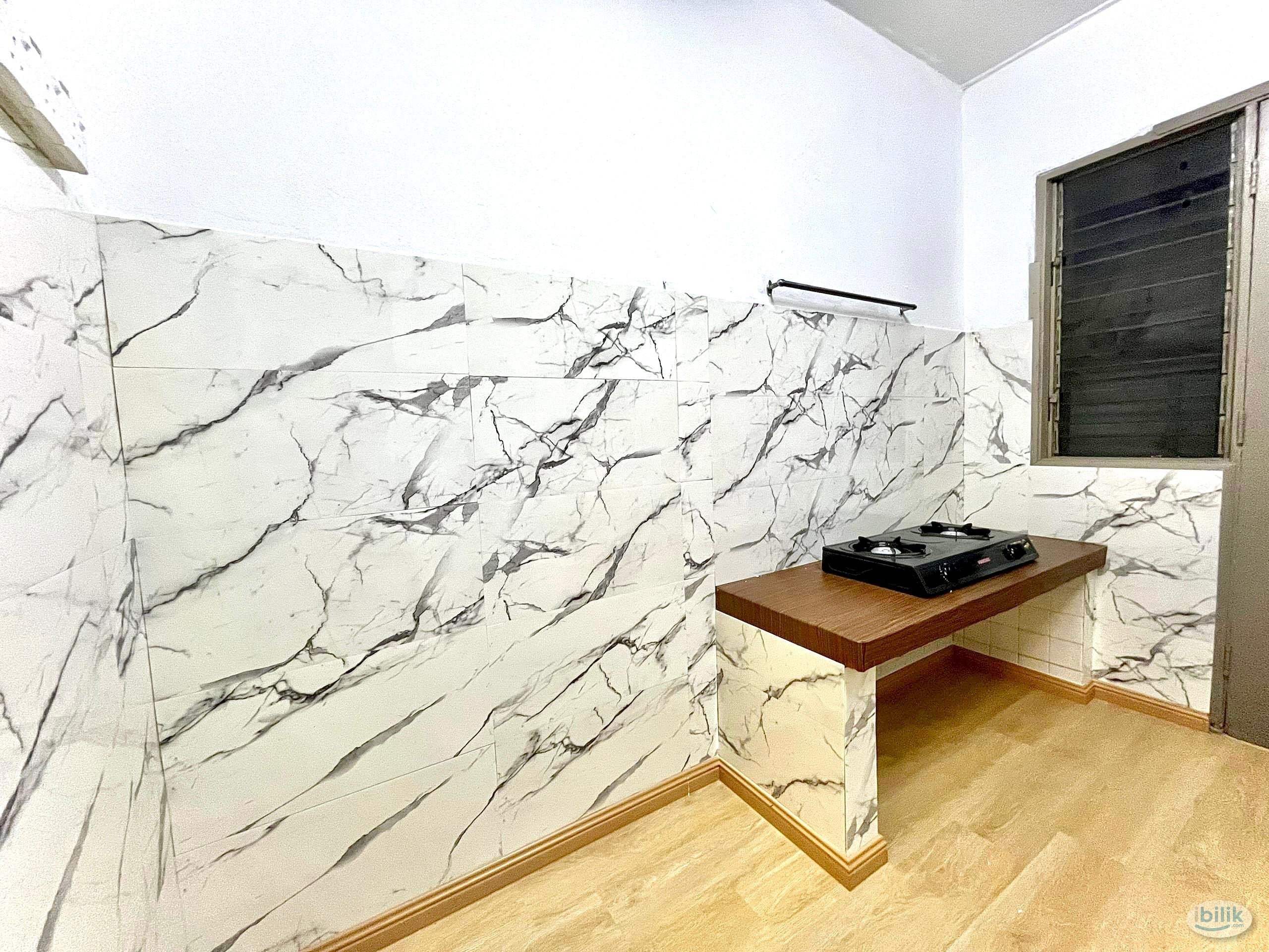 Image 4 of Middle Room at Taman Taynton View, Cheras - Room rental in 