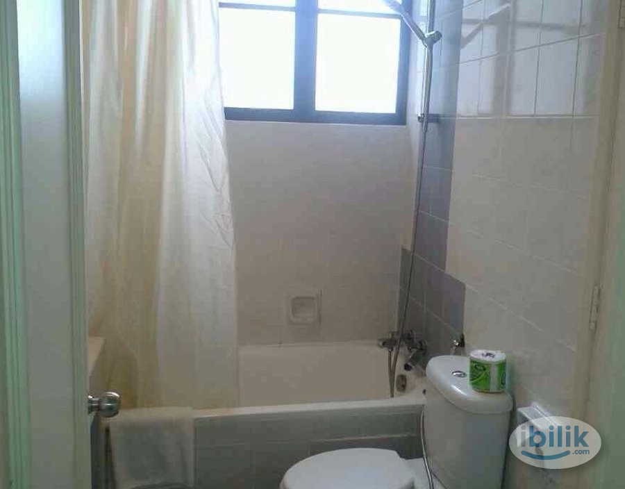 Image 5 of Master Room at Bandar Melaka, Melaka - Room rental in 