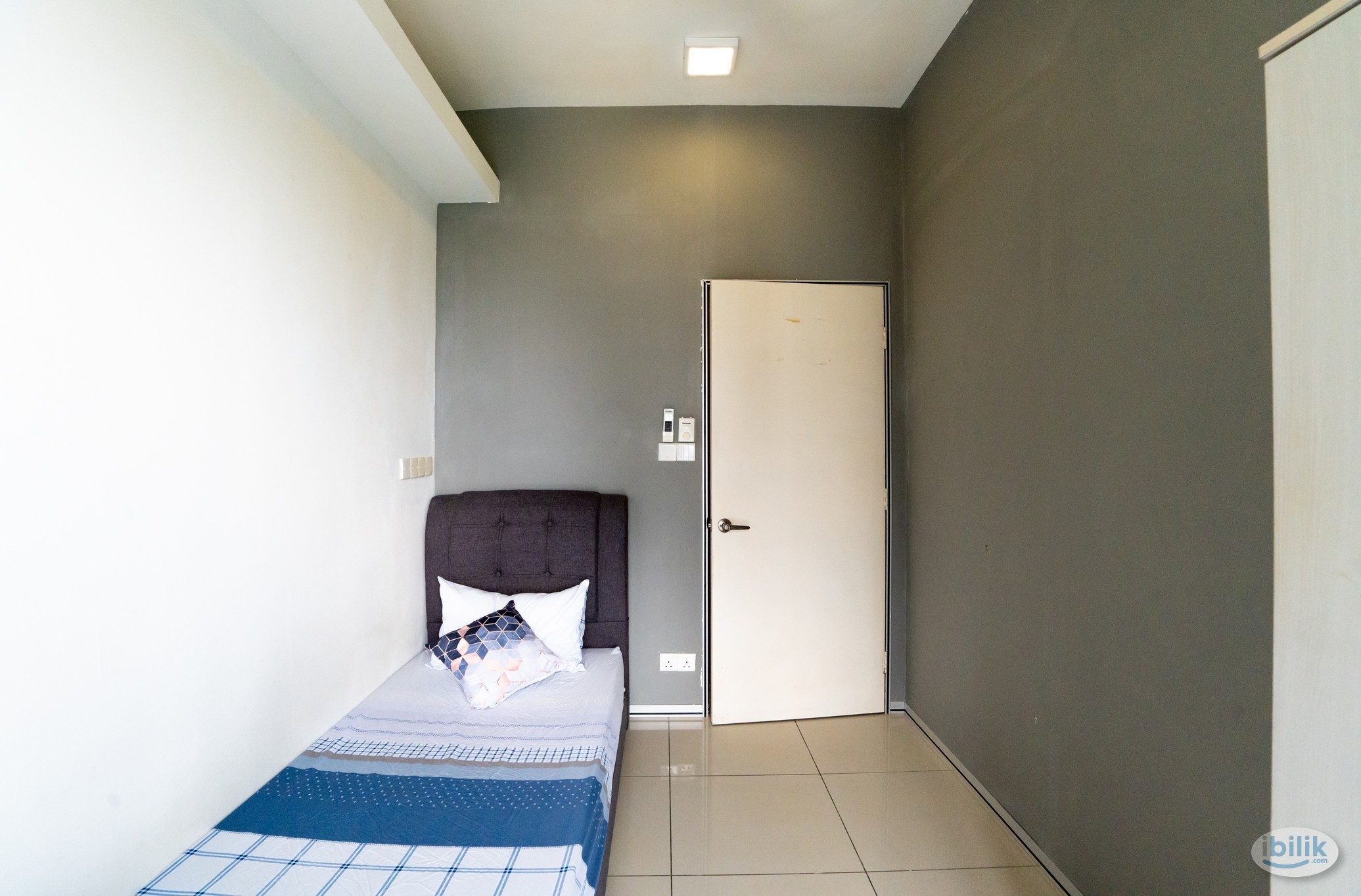 Image 1 of Single Room at Paramount Utropolis @ Glenmarie, Shah Alam - Room rental in 