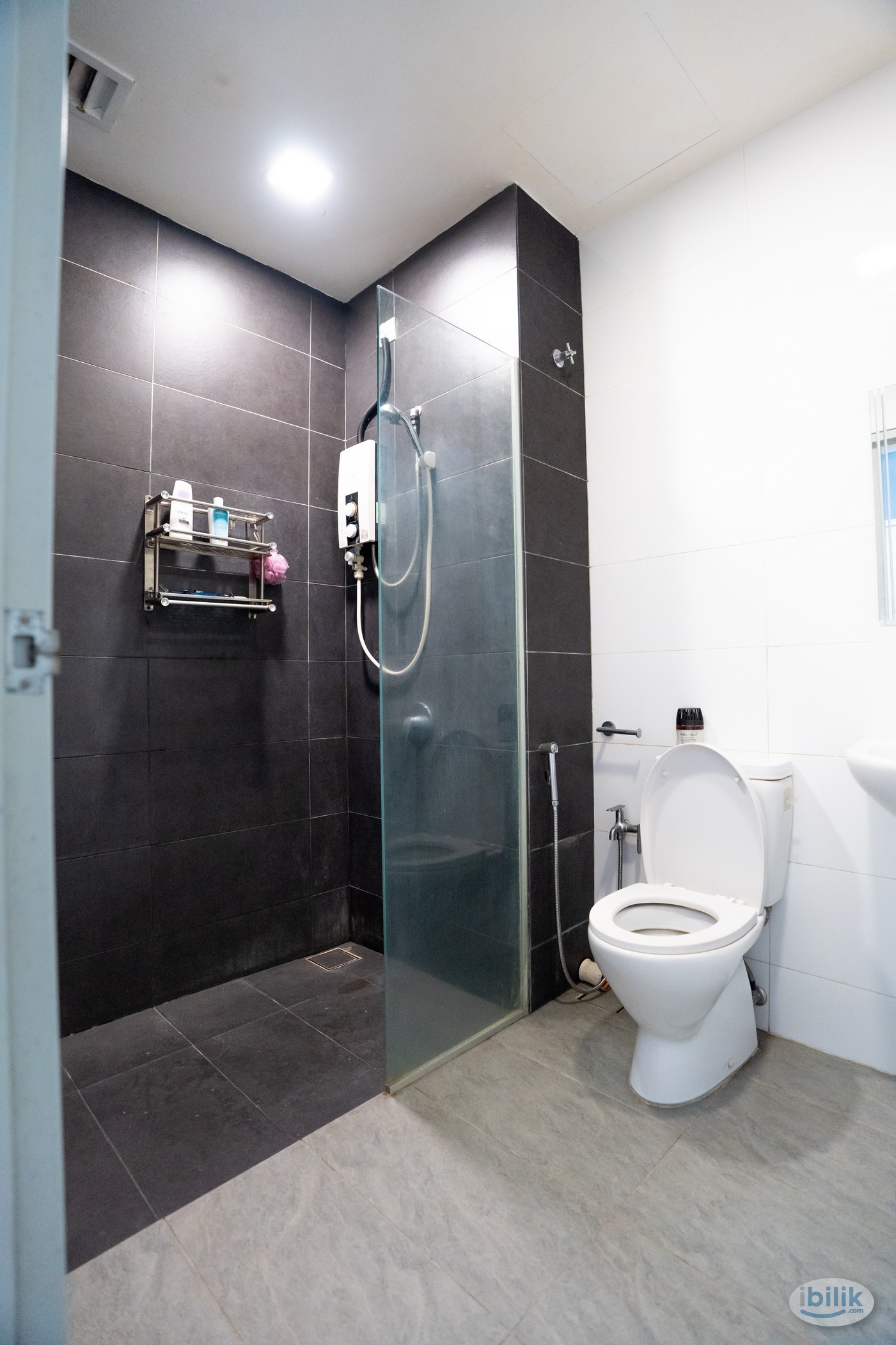 Image 4 of Single Room at Paramount Utropolis @ Glenmarie, Shah Alam - Room rental in 